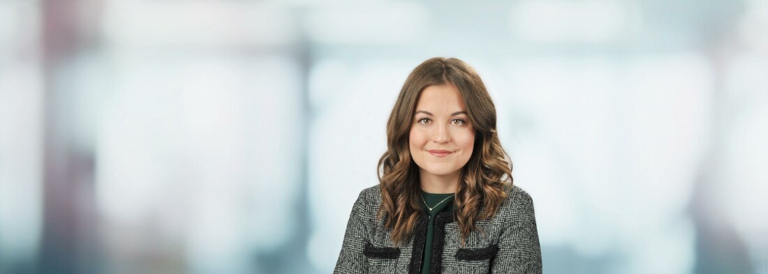 Headshot of Lauren Kamensky